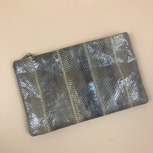 Giani Bernini Handbags - Vintage Giani Bernini Grey Snakeskin Purse Handbag